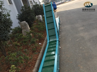 爬坡草莓视频色下载